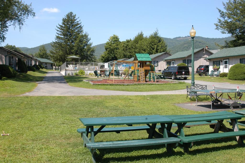 Hotel Lincoln Log Colony Lake George Exteriér fotografie