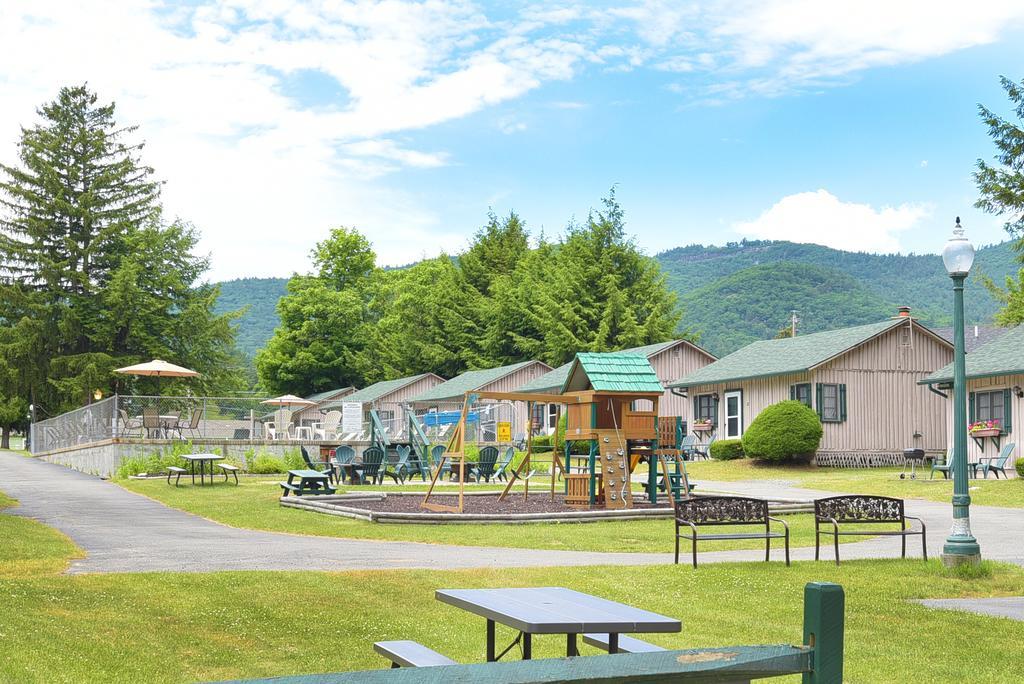 Hotel Lincoln Log Colony Lake George Exteriér fotografie