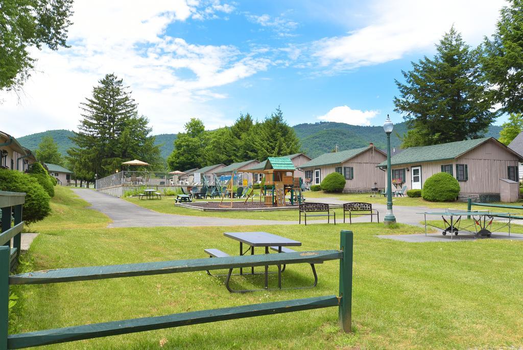Hotel Lincoln Log Colony Lake George Exteriér fotografie
